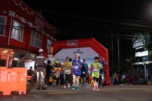 BIB: 304
                            <button type="button" onclick="openModal(26259569)" class="btn btn-primary btn-sm float-right btn-popup" data-toggle="modal" data-target=".modal-high-quality">
                        <i class="fas fa-shopping-cart"></i> Add to Cart
                    </button>
                                            <button type="button" onclick="isThisMe(26259569, true)" class="btn btn-success btn-sm float-right btn-popup btn-isme hidden" data-toggle="tooltip" data-placement="bottom" title="นี่คือรูปของคุณใช่ไหม คลิกที่นี่เพื่อเอาเข้าอัลบั้ม">
                        <i class="fas fa-plus"></i> Add to album
                    </button>
                    <button type="button" onclick="isThisMe(26259569, false)" class="btn btn-warning btn-sm float-right btn-popup btn-isnotme hidden">
                        <i class="fas fa-ban"></i> Remove from album
                    </button>